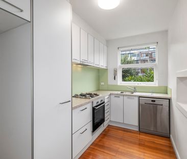 8/233 Canterbury Road, St Kilda West VIC 3182 - Apartment For Rent ... - Photo 4