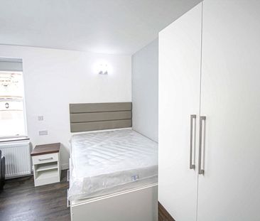 Apt 12, Fossgate House - Photo 2