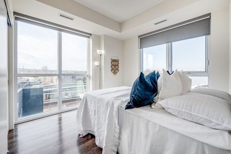 For Lease - 2093 Fairview Street Unit# 502, Burlington, Ontario - Photo 4