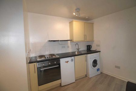 1 bedroom flat to rent - Photo 4