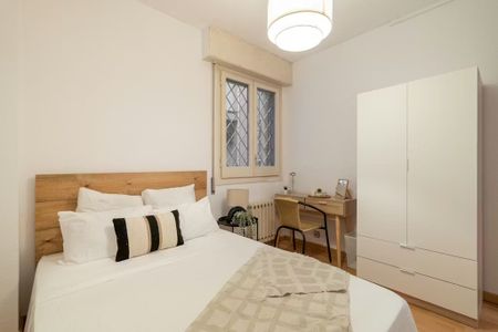 Carrer de Bailèn, Barcelona, Catalonia 08037 - Photo 4