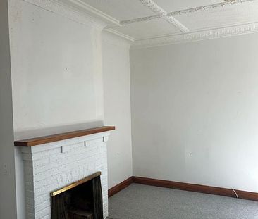 Charming 2 or 3 BR Hokowhitu Haven! - Photo 6