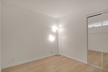 For Lease - 36 Blue Jays Way Unit# 530, Toronto, Ontario - Photo 3