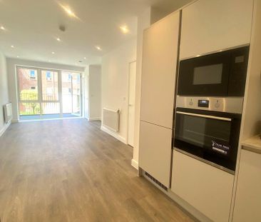 1 bedroom flat to rent - Photo 5