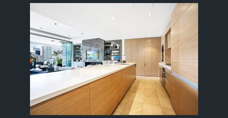 Immaculate Furnished 3 bedroom Apt "The Residence Hyde Park" - Photo 5