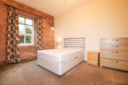 Apartment in Waterside House, Denton Holme - Photo 5