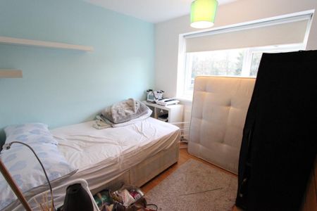2 Bed Flat, Beaufort Court, N11 - Photo 2