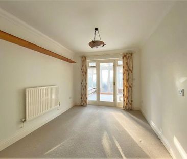 3 bedroom terraced house to rent - Photo 2
