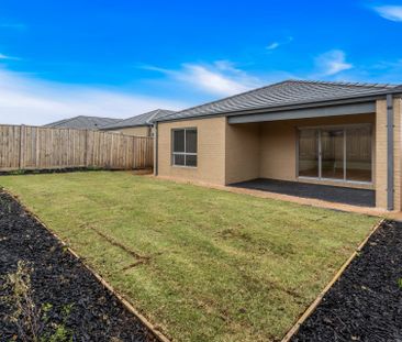 Stunning Family Home in Beveridge! - Photo 6