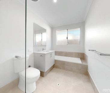 27 Beermier Rd, Southern River WA 6110 - Photo 2