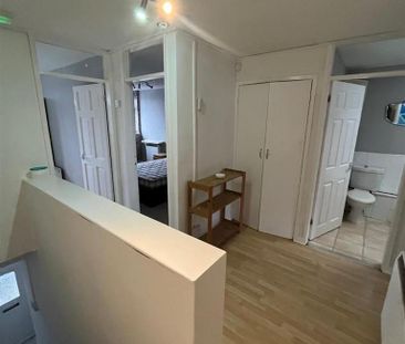 2 bedroom house to rent - Photo 3