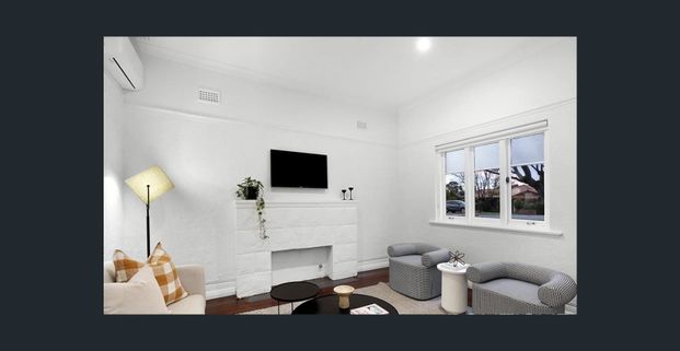 CHARMING CHARACTER HOME - Photo 1