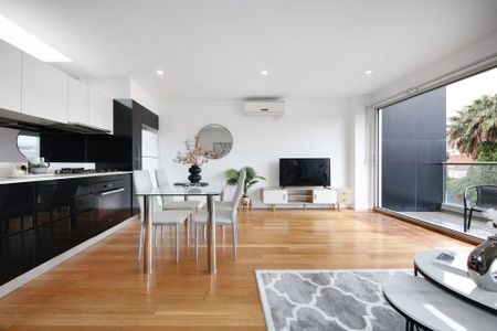 11 Curzon Place North Melbourne VIC - Photo 4