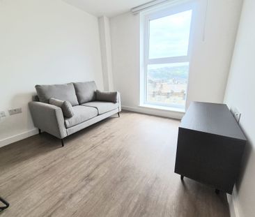 Cow Green, Halifax - Photo 1