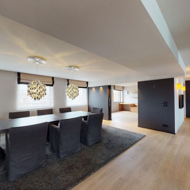 Appartement te huur in Antwerpen voor € 5.500 met 4 slaapkamers - Foto 1