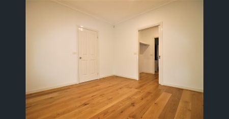 Easy Living! - Photo 3