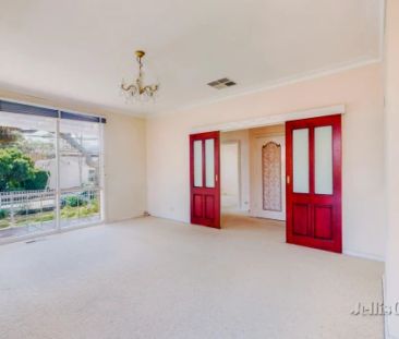 3 Bed, 2 Bath - Photo 1