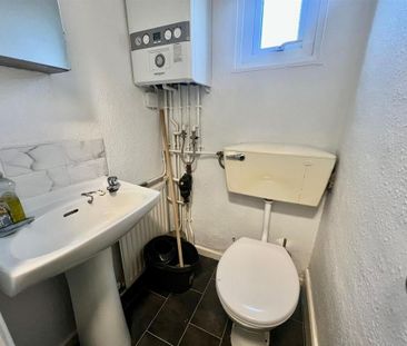 1 bedroom flat to rent - Photo 6