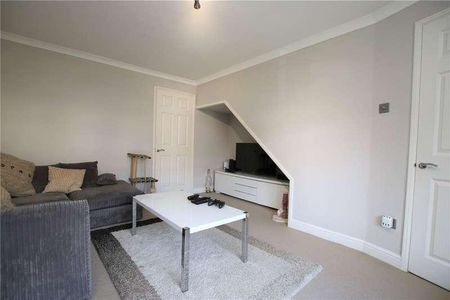 Sunderland Close, Woodley, Reading, Berkshire, RG5 - Photo 3