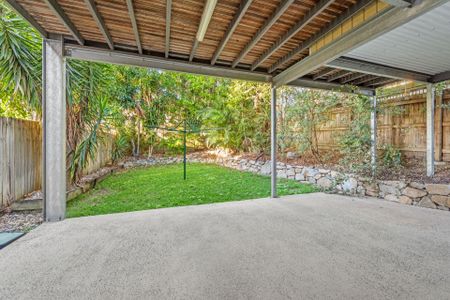 Modern entertainer's home - Photo 2