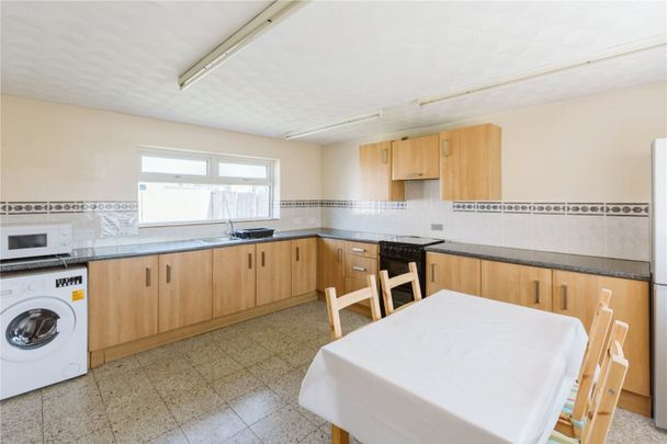 Boston Road, - Photo 1