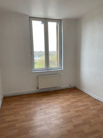 Appartement 4 pièces à Joeuf - Photo 2