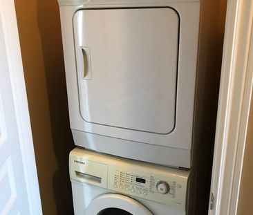 For Lease - 15 CHAPMAN Lane, Hamilton, Ontario - Photo 2