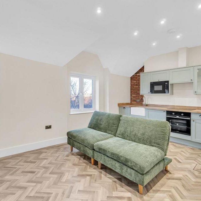 2 bedroom flat to rent - Photo 1