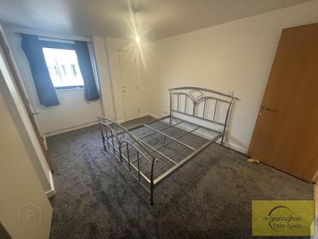 Apartment 8 17 Queens Square, Belfast, BT1 3FF - Photo 4