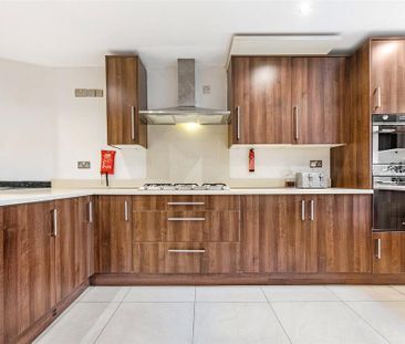 House share to rent - Photo 2