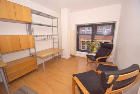 1 bedroom flat to rent - Photo 4