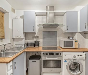 Studio to rent - Photo 3