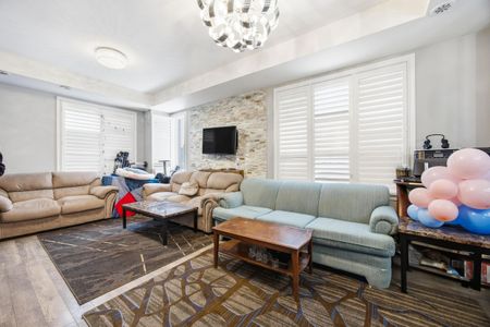 For Lease - 25 Heron Park Place Unit# 11, Toronto, Ontario - Photo 4