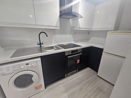 1 bedroom flat to rent - Photo 5