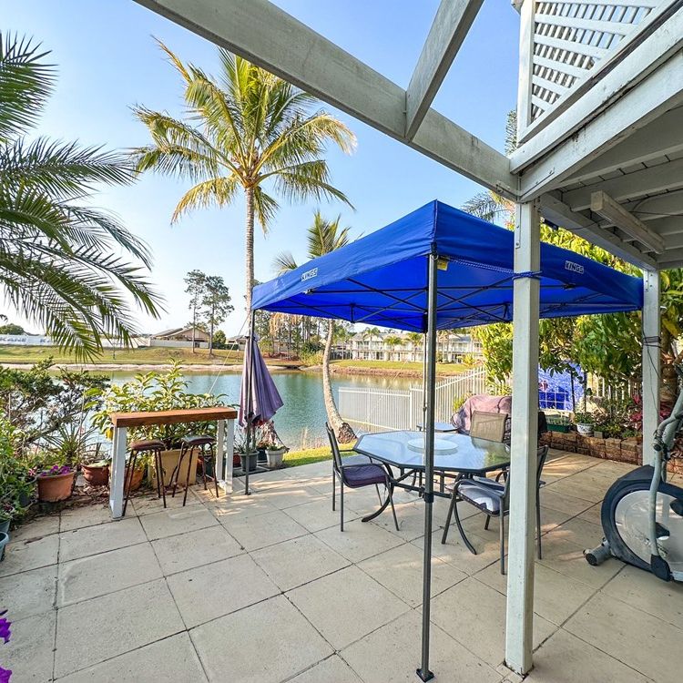 3-bedroom shared unit/townhouse, Isle of Palms Resort .Unit Coolgardie Street - Photo 1