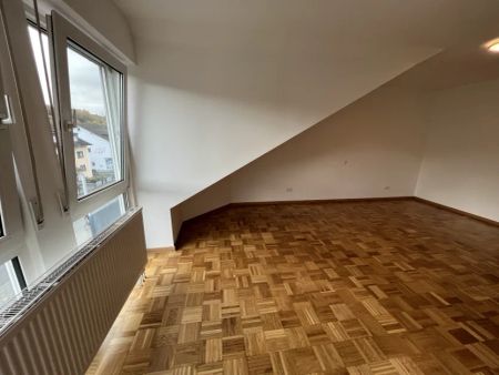 **Großzügige gepflegte 2-Zimmer-Wohnung mit Balkon und Einbauküche** - Photo 4