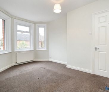 Courthill Road, Poole - Photo 3