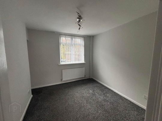 43a Carnhill Walk, Carrickfergus, BT38 7RG - Photo 1