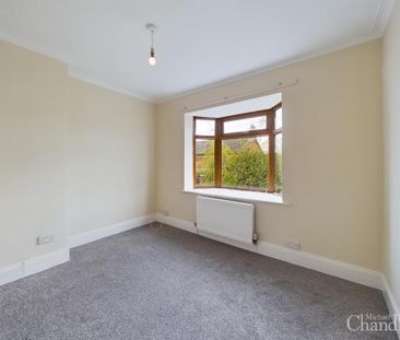 129 Rushfield Avenue, Belfast, BT7 3FR - Photo 2