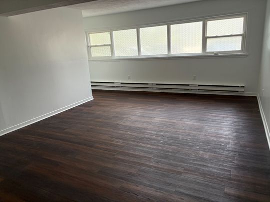 For Lease - 4130 Lawrence Avenue, Toronto, Ontario - Photo 1