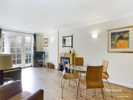 3 bedroom apartment to rent - Photo 2