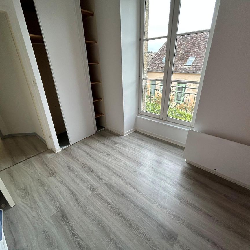 Location Appartement 4 pièces 71m² ALENCON 61000 - Photo 1