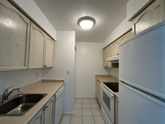 For Lease - 1 Pemberton Avenue Unit# 1909, Toronto, Ontario - Photo 1