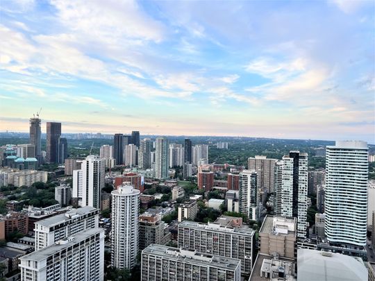 For Lease - 7 Grenville Street Unit# 4909, Toronto, Ontario - Photo 1