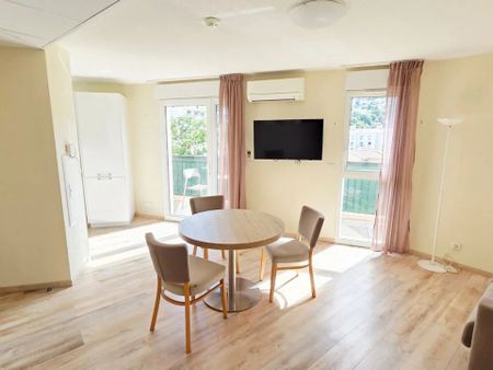 Location Appartement 3 pièces 70 m2 à Nice - Photo 5