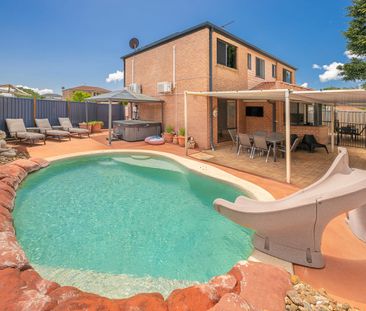 Stunning Renovated Family Home with Pool & Spa in Peaceful Cul-de-Sac! - Photo 3