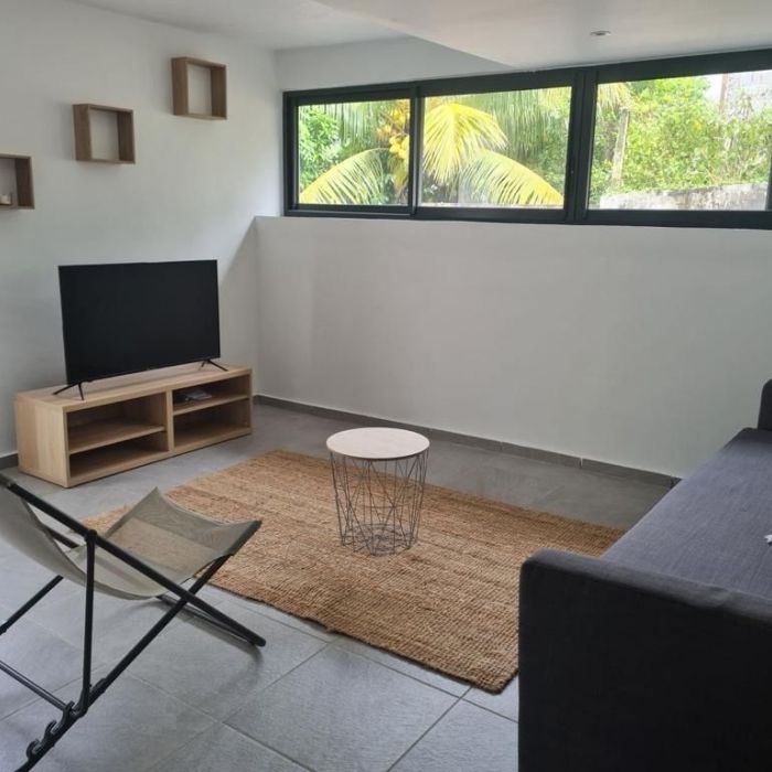 Location Maison 77.7m² 3 pièces Fort de france - Photo 1