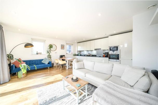 3 bedroom apartment to rent - Photo 1