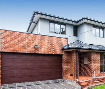 Stylish & Spacious 4-Bedroom Home in Prime Location - Mount Waverle... - Photo 3