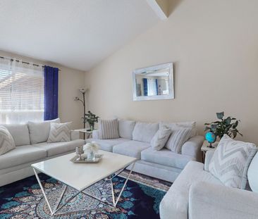 For Lease - 152 Elizabeth Street, Ajax, Ontario - Photo 2